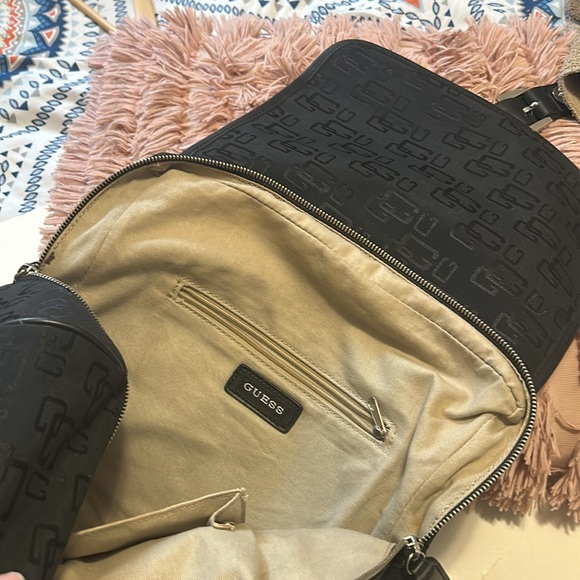 Guess Black backpack - Picture 10 of 16